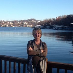 Meet your Posher, Nancy